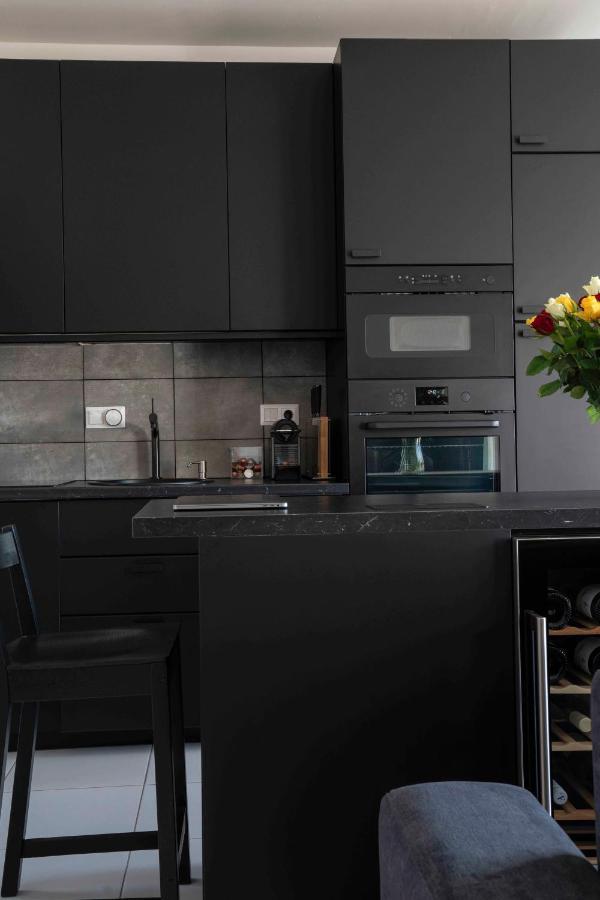 Taylor Apartman